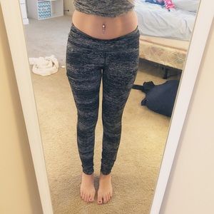 WORKOUT LEGGINGS!